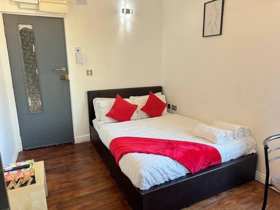 Apartment 30 Percent Off - Cosy Retreat For Couples - Free Parking