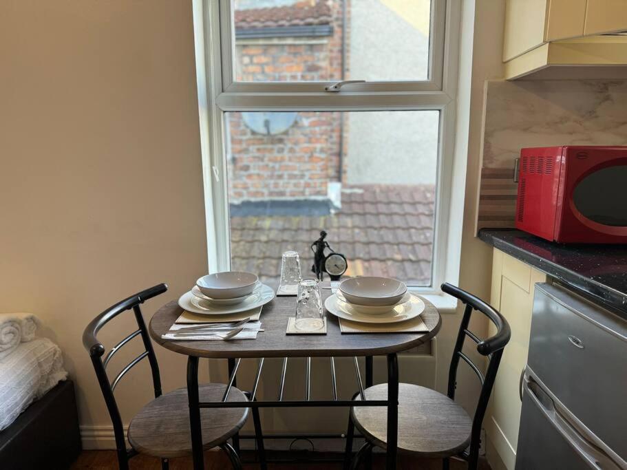 30 Percent Off - Cosy Retreat For Couples - Free Parking * Liverpool
