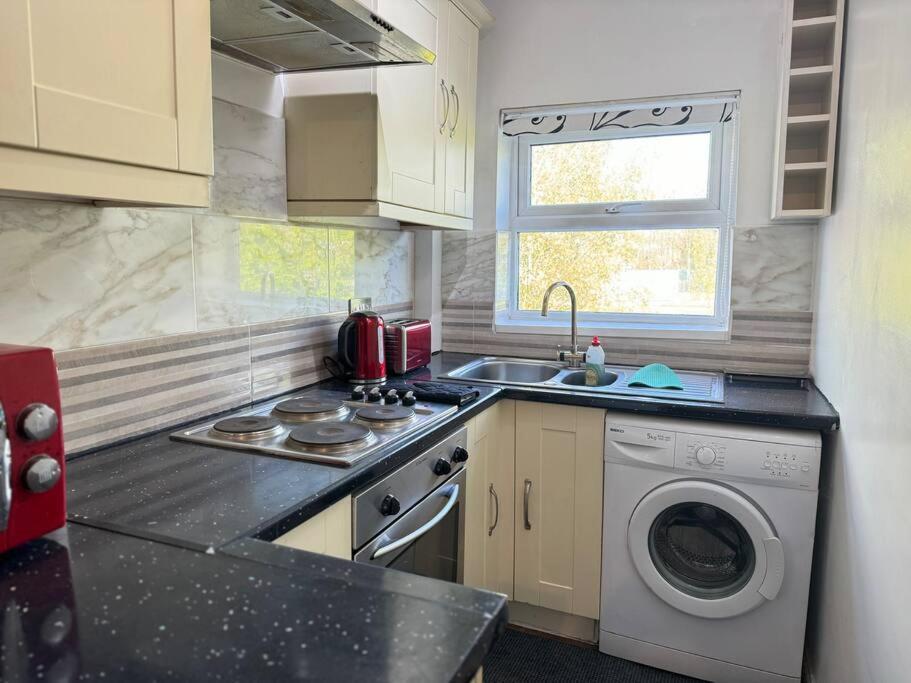 30 Percent Off - Cosy Retreat For Couples - Free Parking Apartment Liverpool